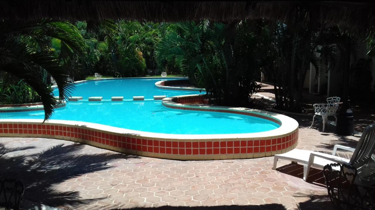 Delfin Playa Azul Lazaro Cardenas (Michoacan) Exterior foto