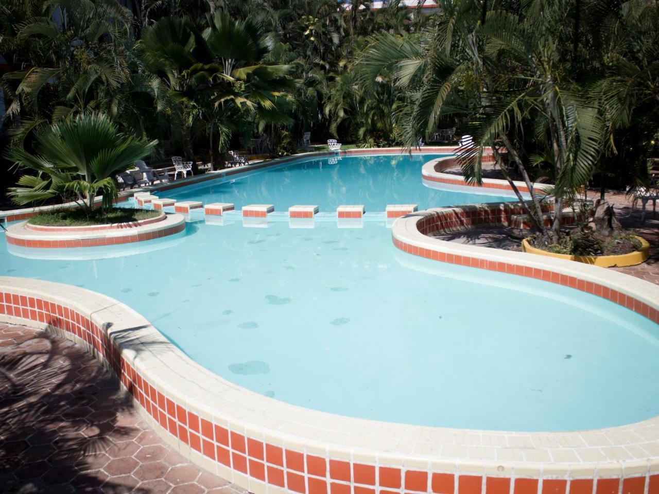 Delfin Playa Azul Lazaro Cardenas (Michoacan) Exterior foto